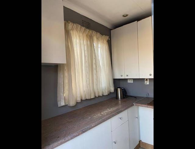 2 BEDROOM PROPERTY TO RENT IN PROTEA GLEN